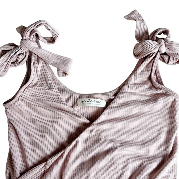 We The Free - Pink Wrap Around Crop Top with Ties - Sz. XS - Picture 2 of 6